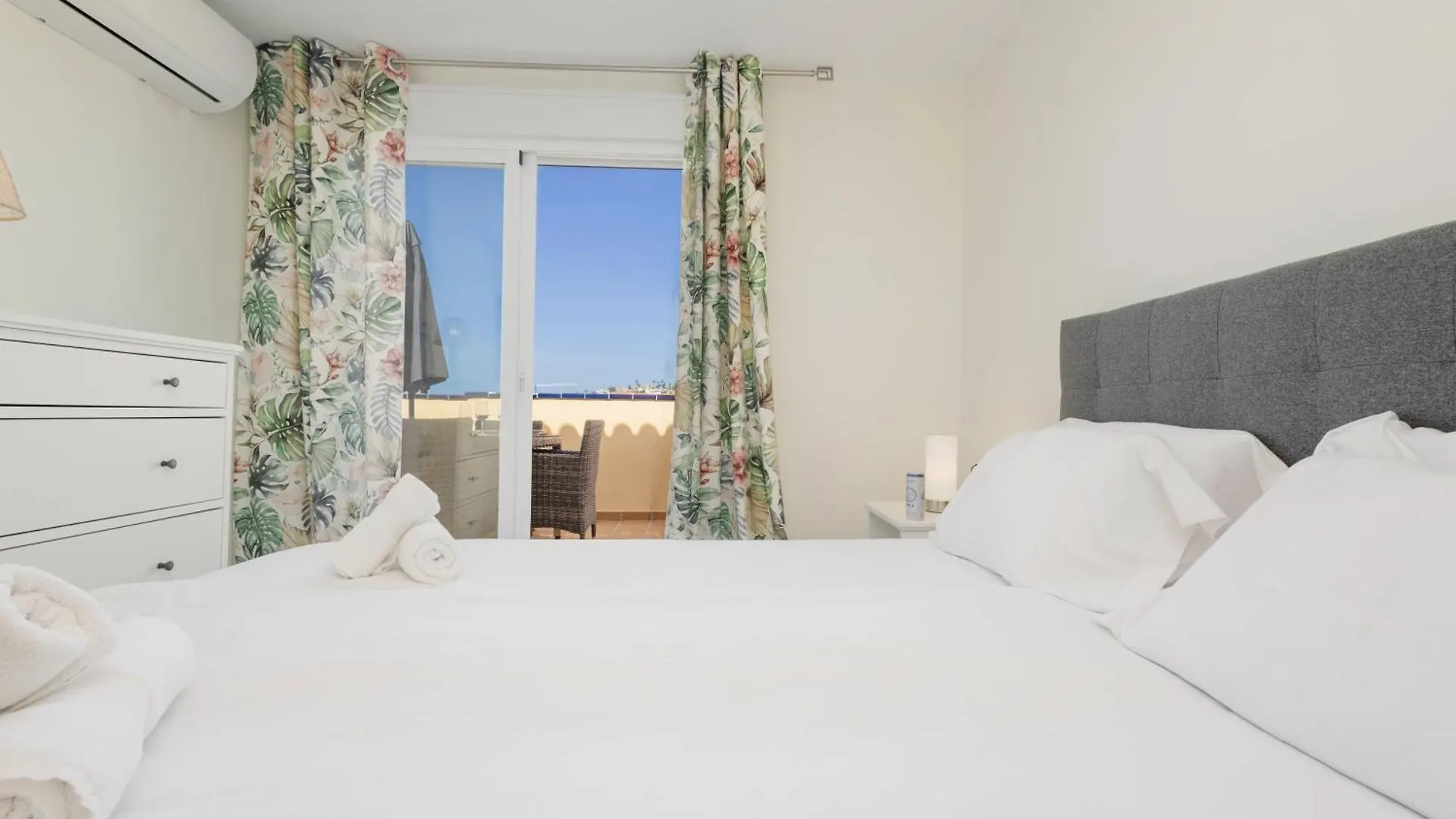 Apartment Cozy Apartment, With Sea Views, Large Private Terrace, Close To The Beach, El Faro, Mijas Spain