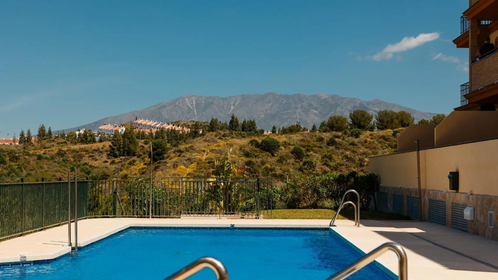 Apartment Cozy Apartment, With Sea Views, Large Private Terrace, Close To The Beach, El Faro, Mijas Spain