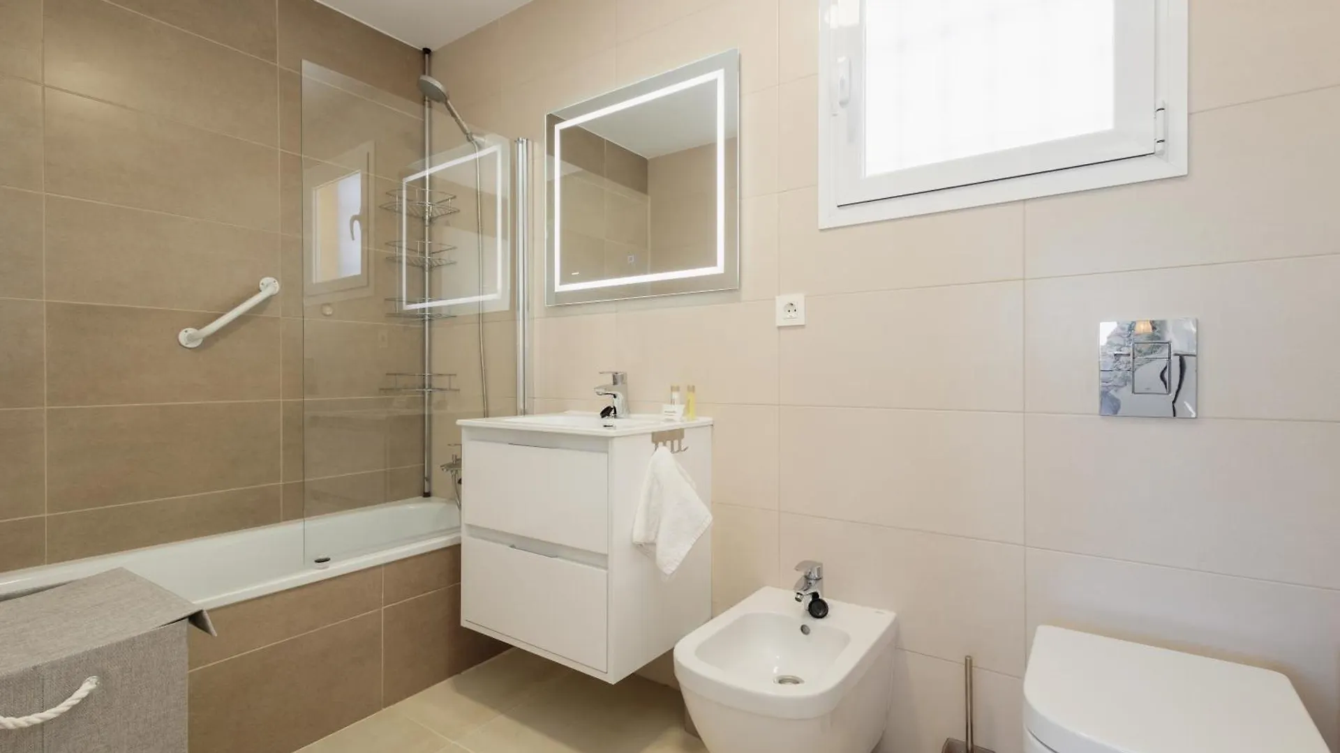 Cozy Apartment, With Sea Views, Large Private Terrace, Close To The Beach, El Faro, Mijas 0*,