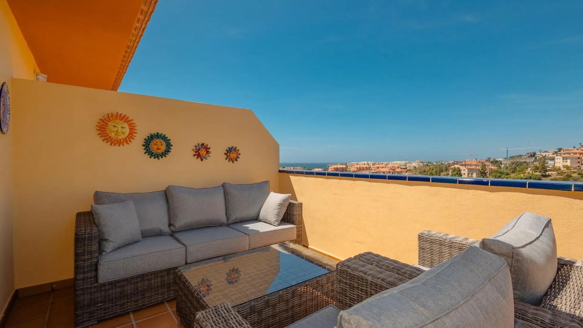 Cozy Apartment, With Sea Views, Large Private Terrace, Close To The Beach, El Faro, Mijas Apartment